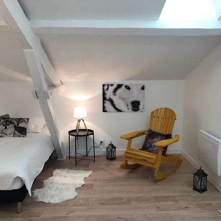 La Cabane Centre La Breche Wifi Calme Linge De Pressing Niort Ngoại thất bức ảnh