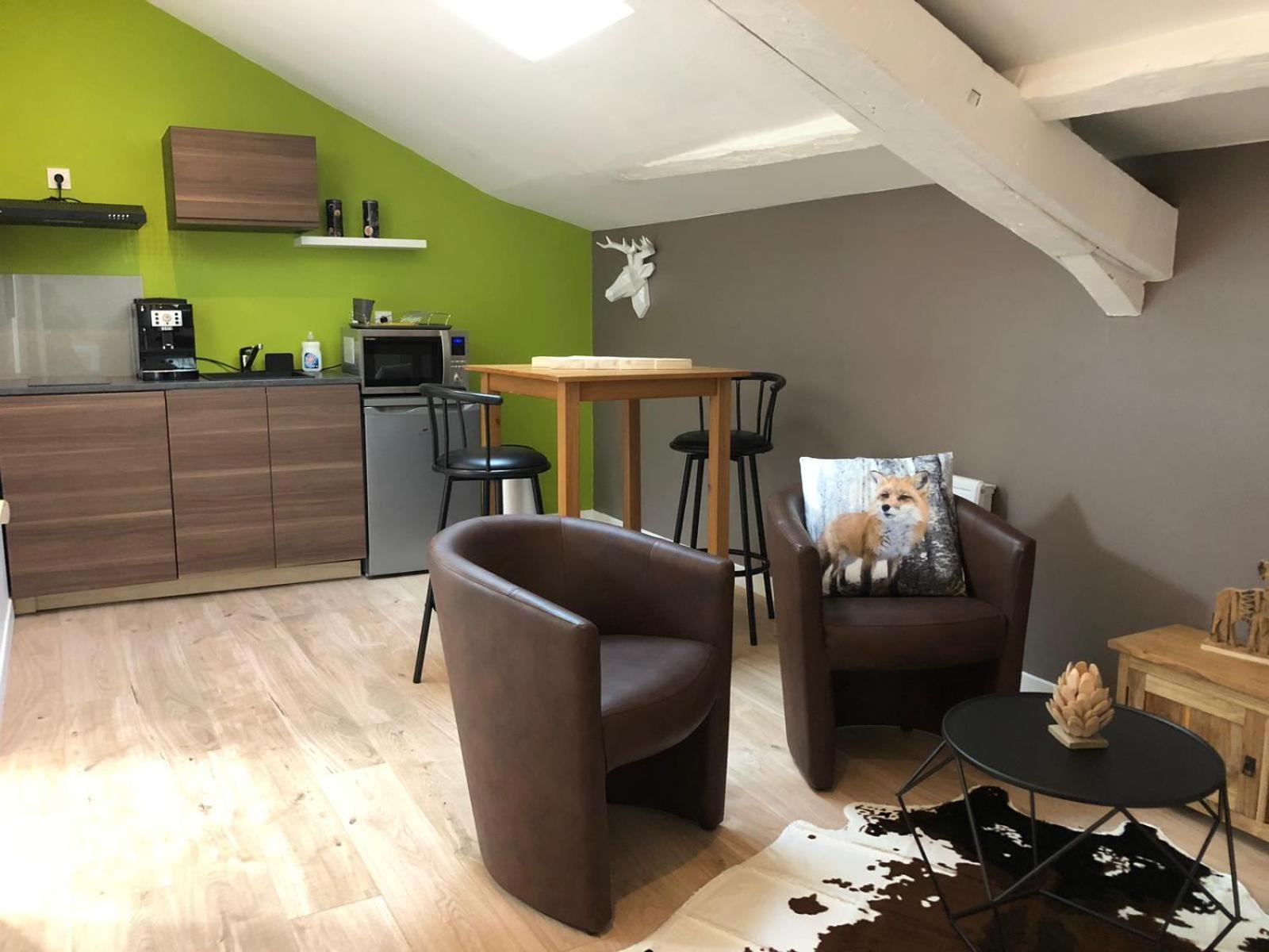 La Cabane Centre La Breche Wifi Calme Linge De Pressing Niort Ngoại thất bức ảnh